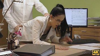 play Adolescenta la casting xnxx fututa pe masa pe la spate