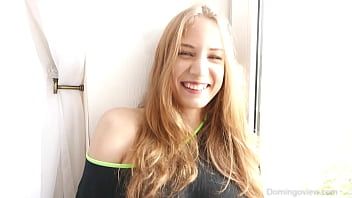 play Amanda ist ein Teenager mit einem xxx-Spielzeug