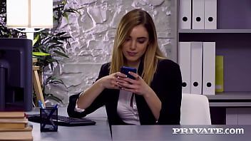 Mulheres russas fenomenais arrancando seu pênis