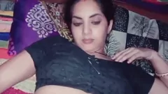 play La noche salvaje de Desi Stepsis: follada dura, corrida y lamida de coño en hindi
