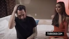 play Traindo o trio selvagem do marido do marido com acompanhante Gianna Dior e esposa Chanel Preston